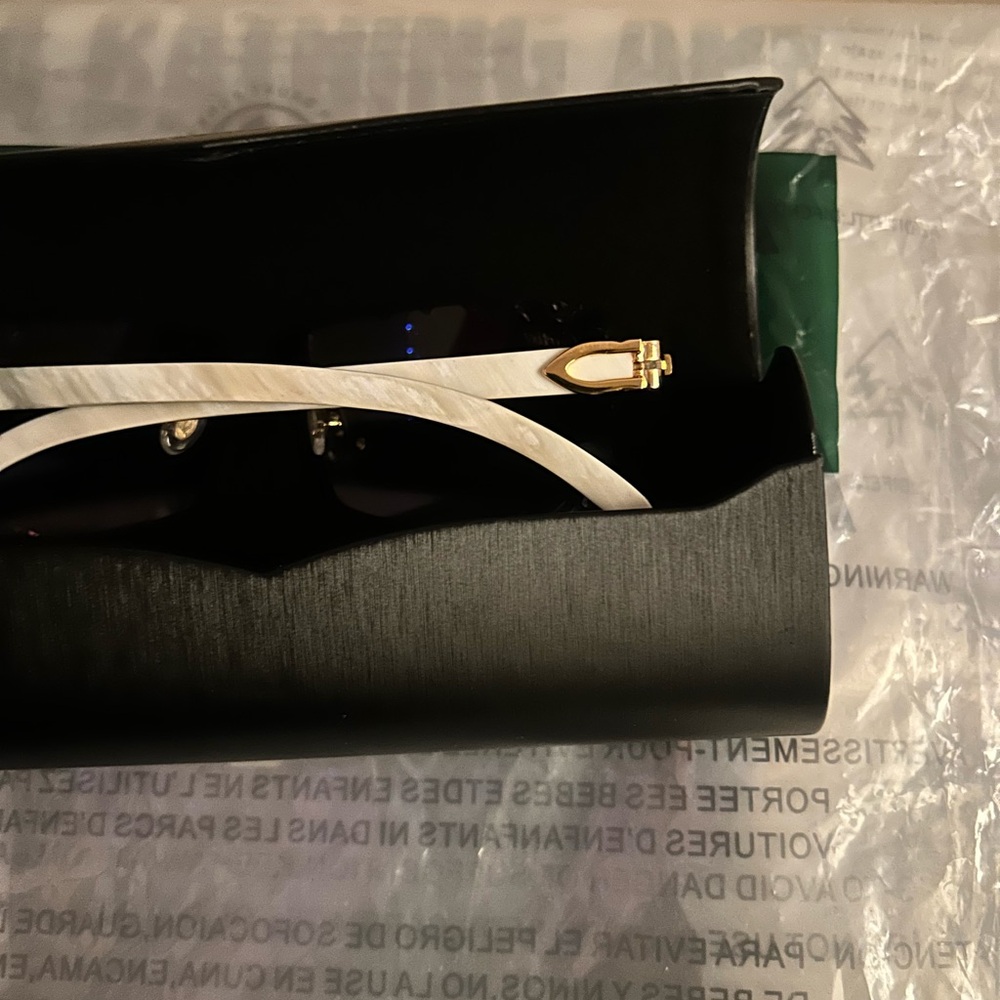 Cartier buffs